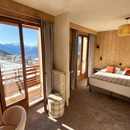 Casa Moho 1450 Hotel 3*